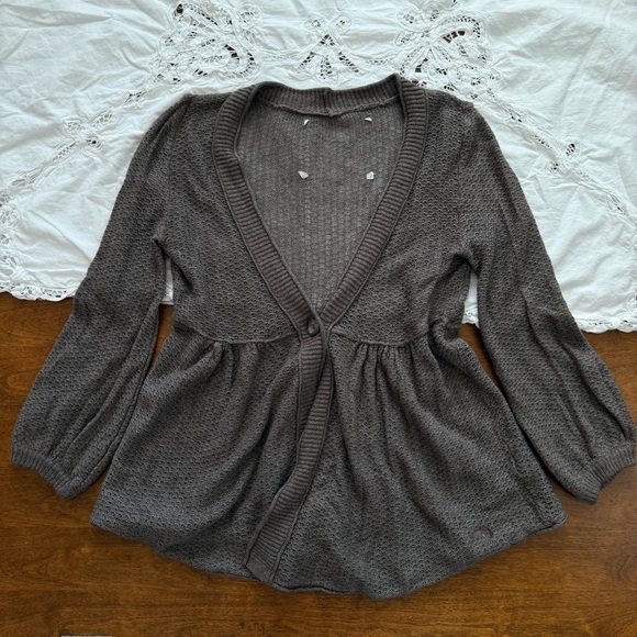 Abercrombie & Fitch Sweaters - Abercrombie & Fitch Babydoll Sweater